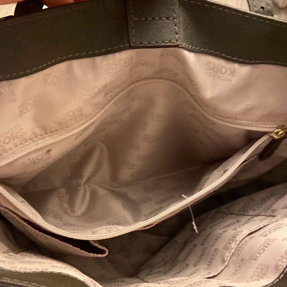 Michael Kors Jet Set Bag Olive Green Signature Tote Saffiano Leather - Picture 9 of 13